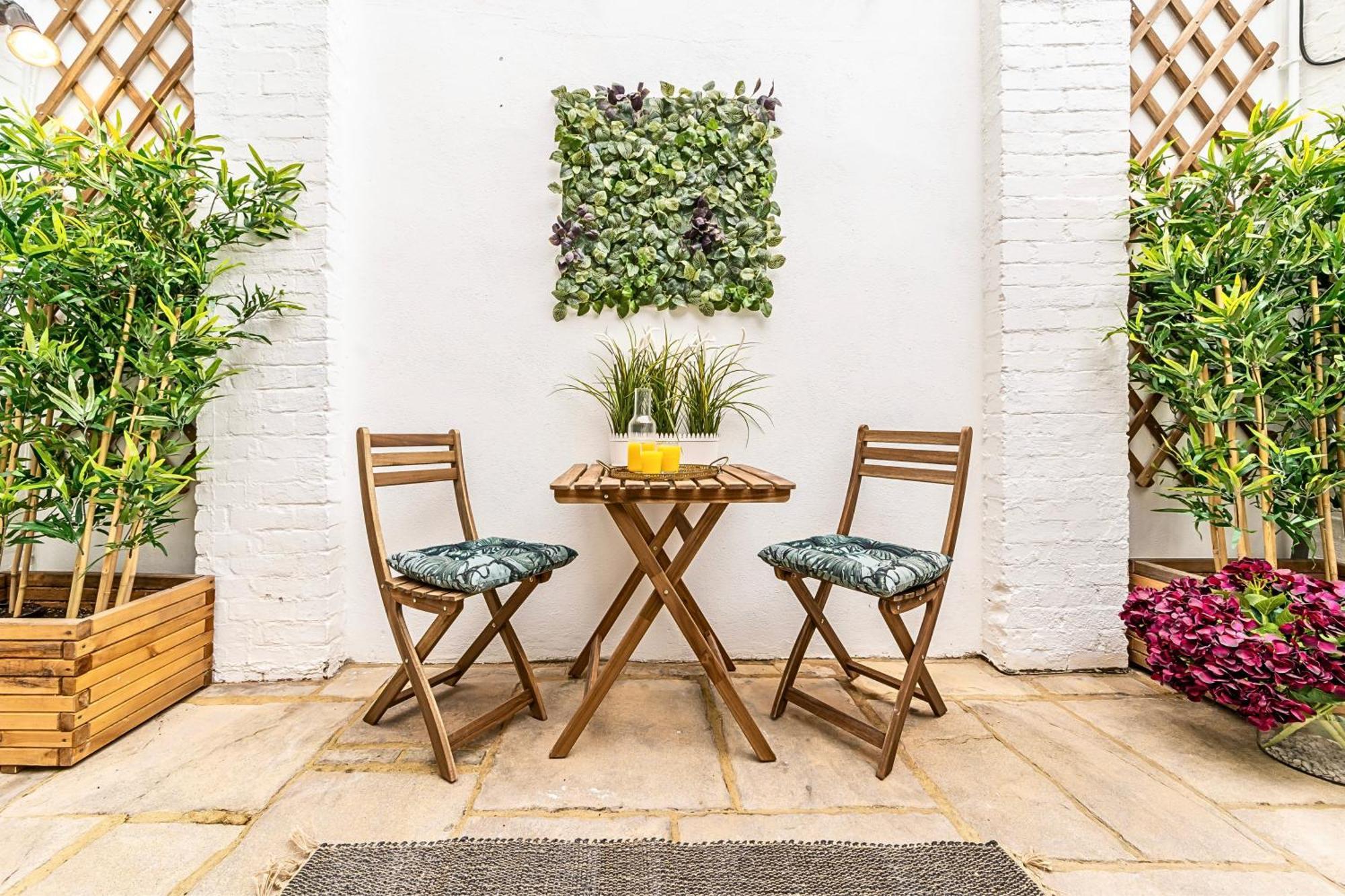 The Secret Kensington Garden Mews-2 Bedroom Full House-2 Train Lines- Spacious-Kings Road- Harrods -Chelsea Stadium-Private Small Patio Londres Extérieur photo