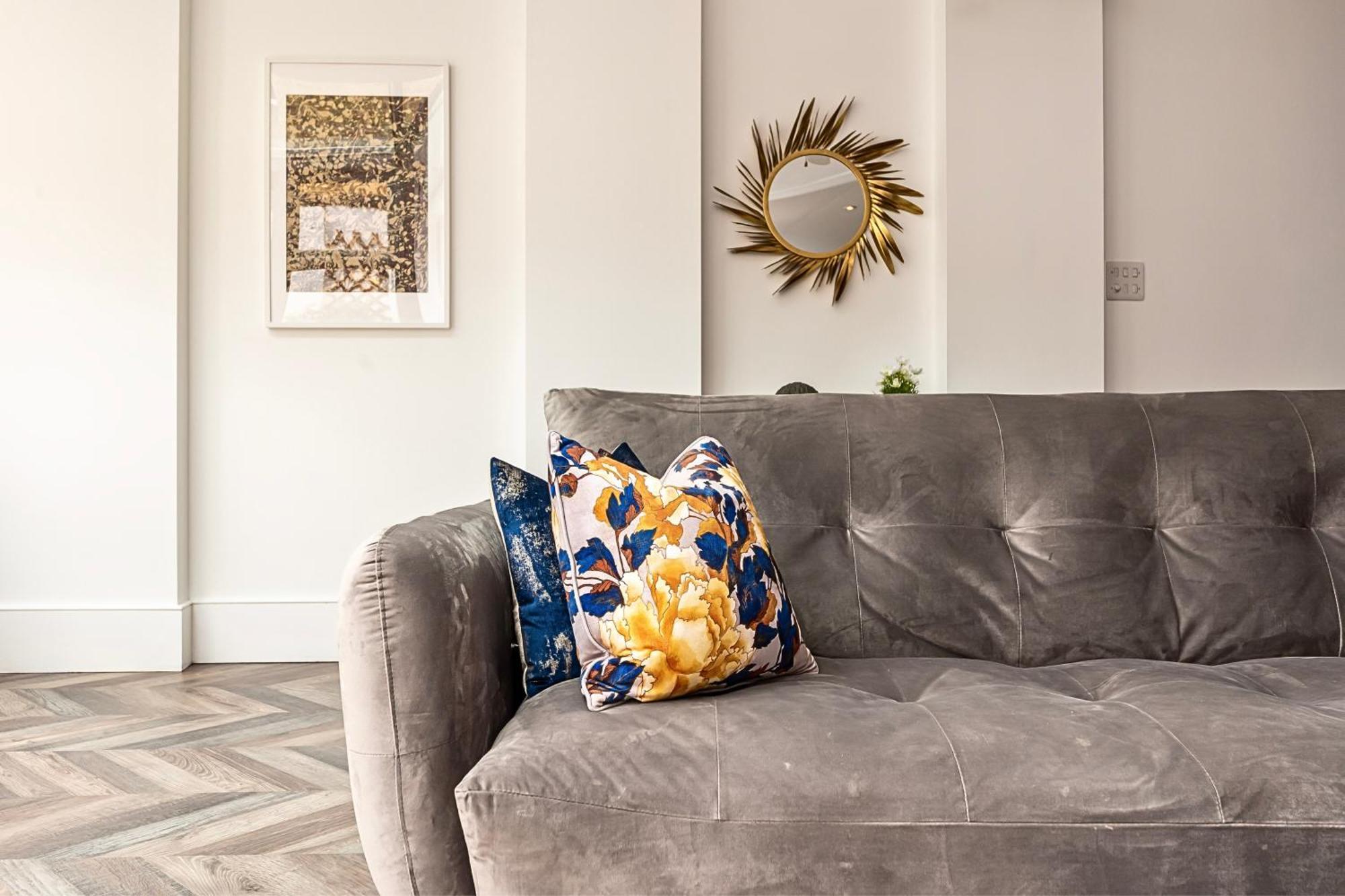 The Secret Kensington Garden Mews-2 Bedroom Full House-2 Train Lines- Spacious-Kings Road- Harrods -Chelsea Stadium-Private Small Patio Londres Extérieur photo